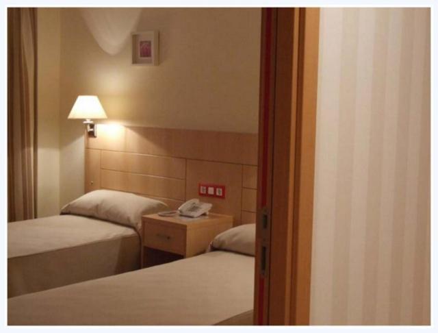 Hotel Villa De Zaragoza Касетас Номер фото